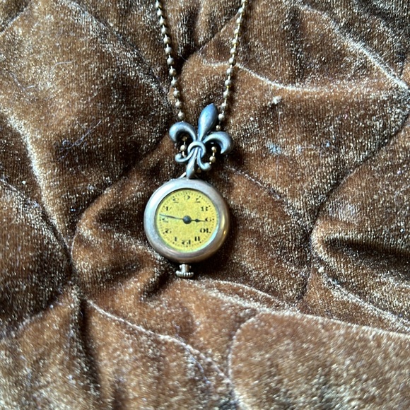 Handmade locket necklace ☺️ Must bundle! 3 for $10 or 4 for $15 etc - Picture 3 of 4